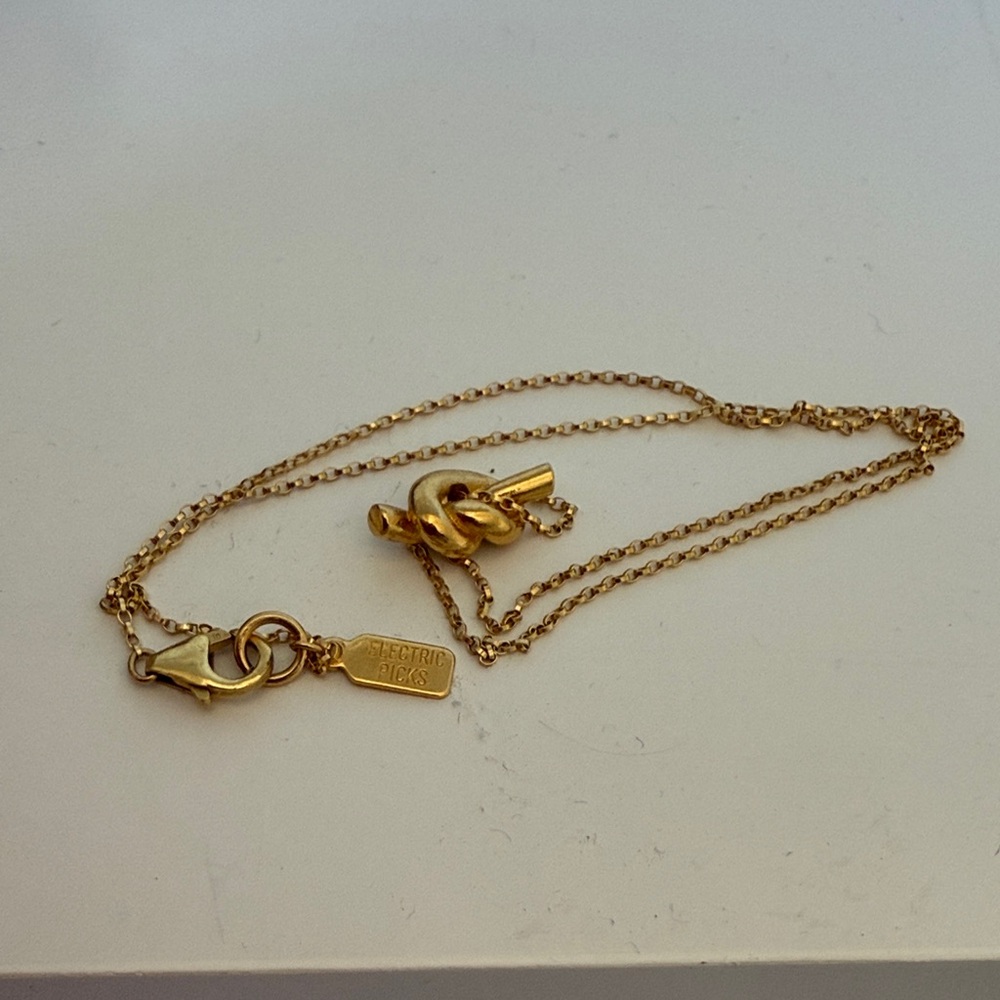 Electric Picks Knot Gold Chain Necklace